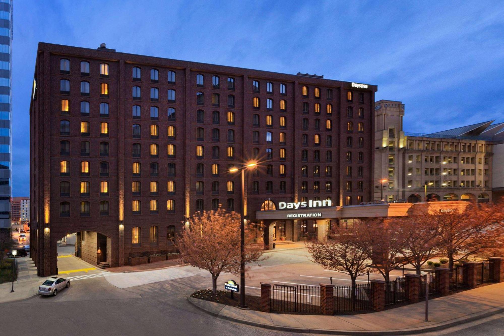 Days Inn By Wyndham Baltimore Inner Harbor Eksteriør billede